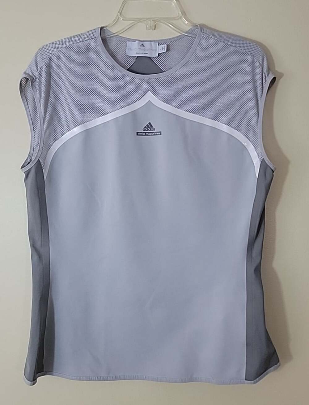 ADIDAS STELLA McCARTNEY Grey Top Barricade mesh tank Sz Large  EUC,  DW